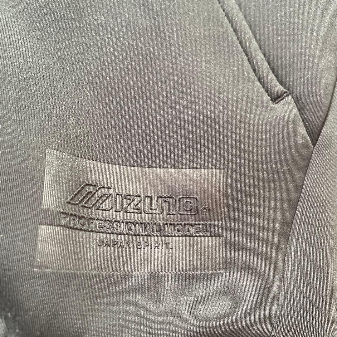 新品未使用タグ付Mizuno MORELIA ミズノ メンズ パーカー黒 L