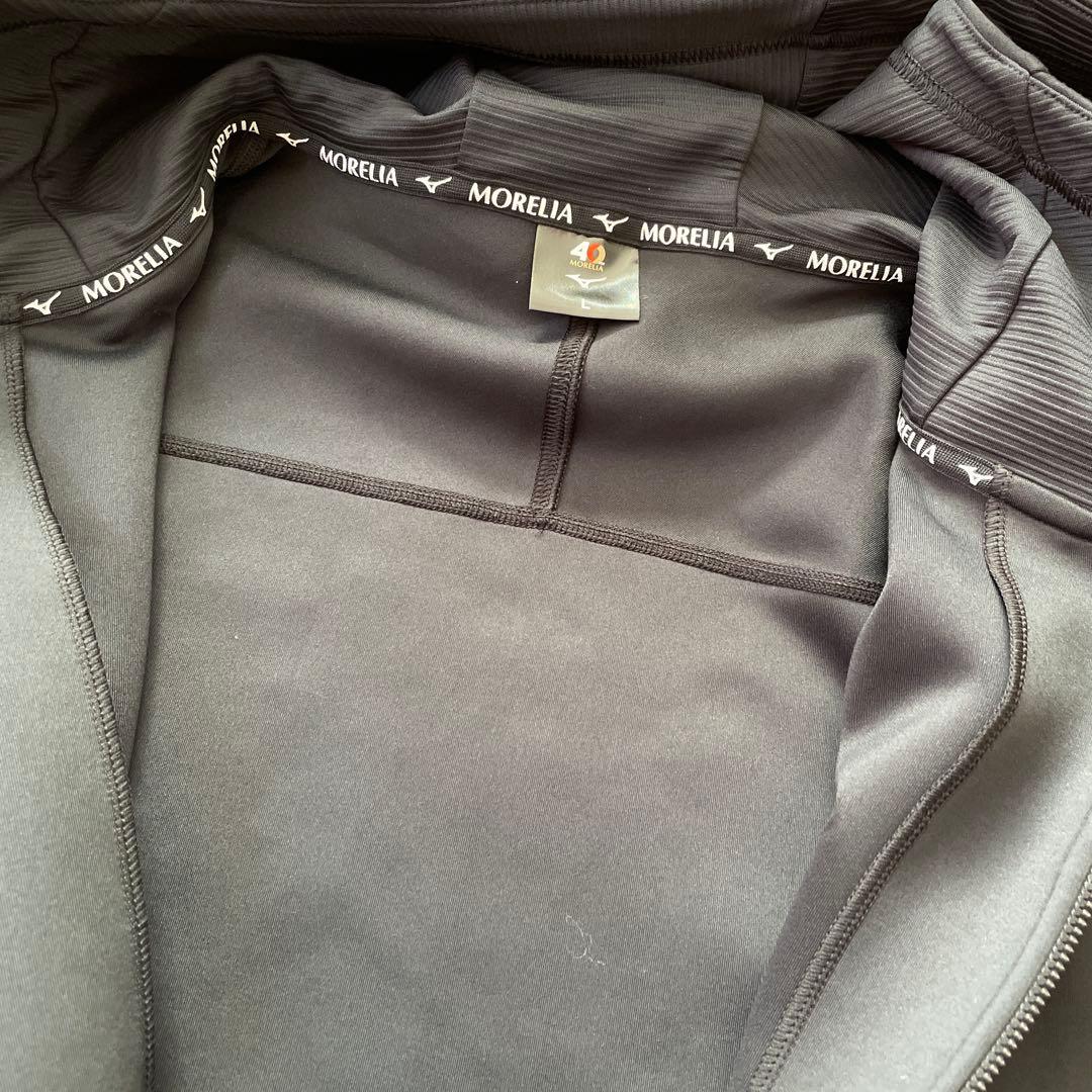 新品未使用タグ付Mizuno MORELIA ミズノ メンズ パーカー黒 L