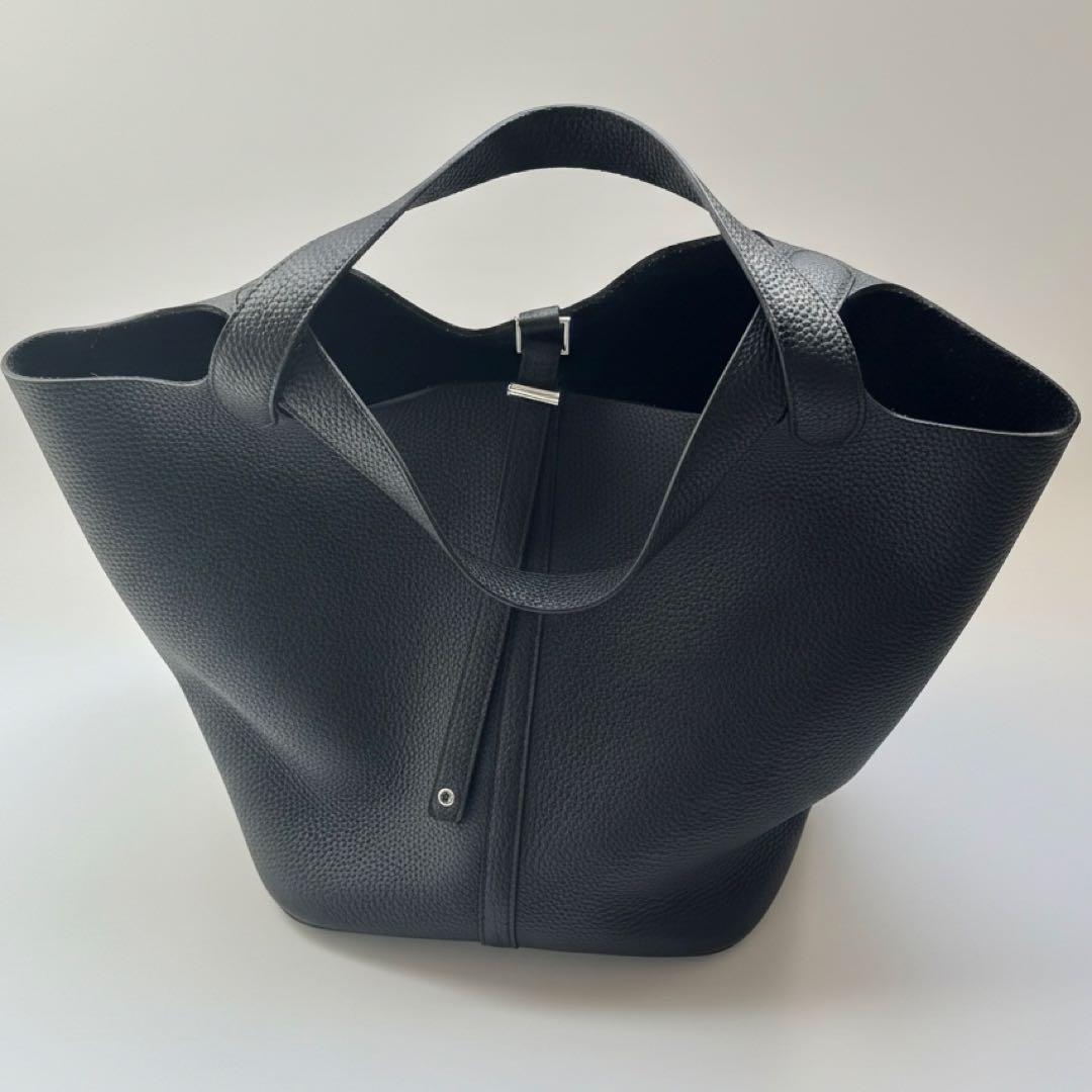 【新品】4U プレミアム 本革　キューブバッグ GM ブラック