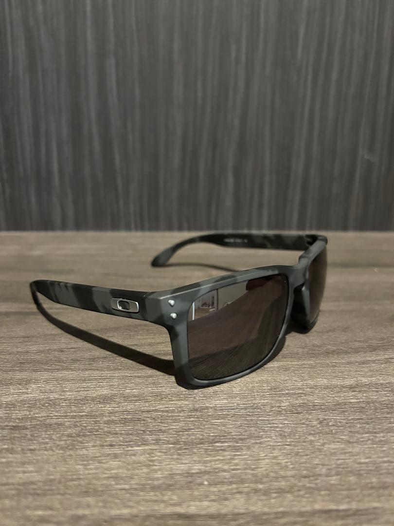 OAKLEY Holbrook【偏光レンズ】OO9244-3256