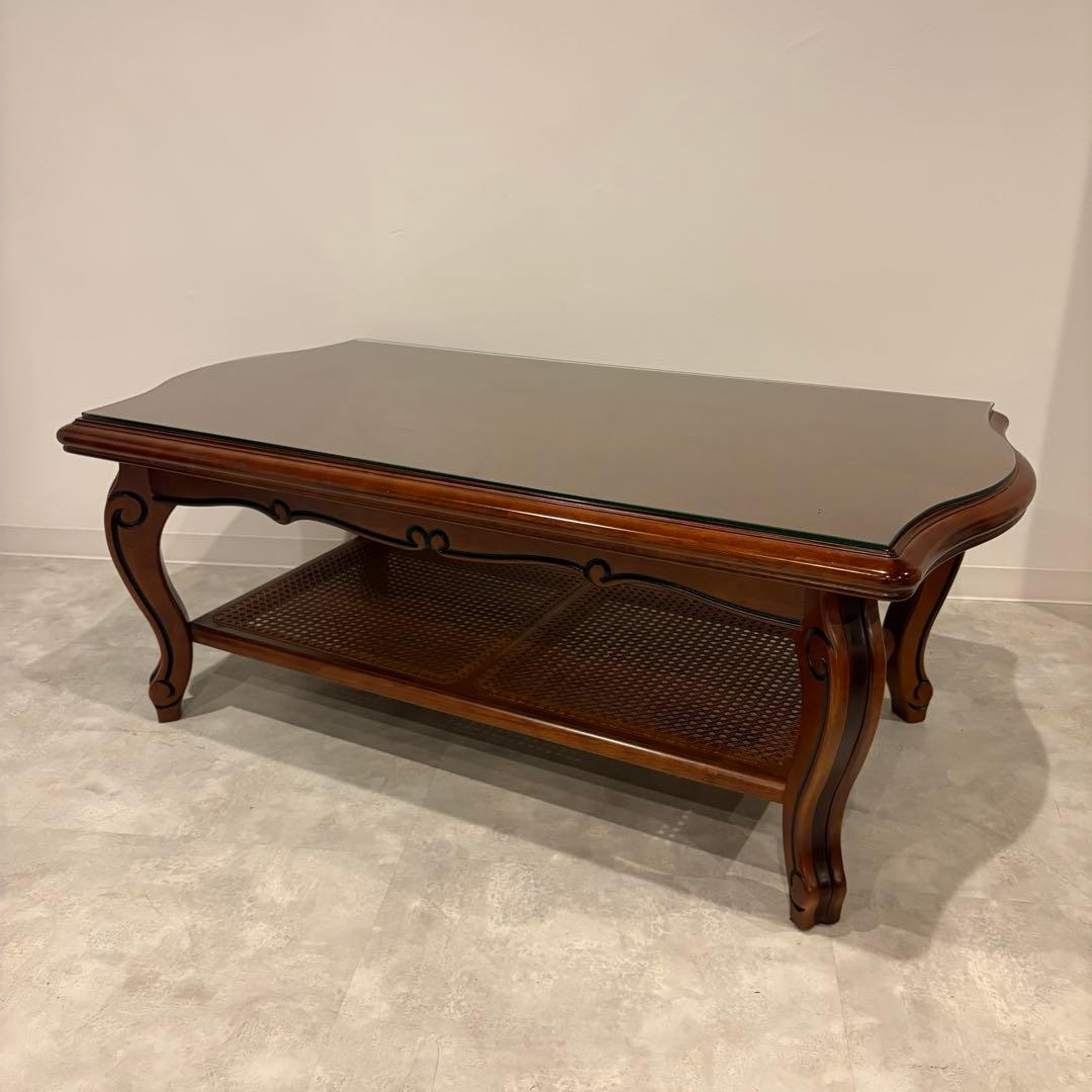 カリモク コロニアル センターテーブル 棚付き ラタン張り ローテーブル