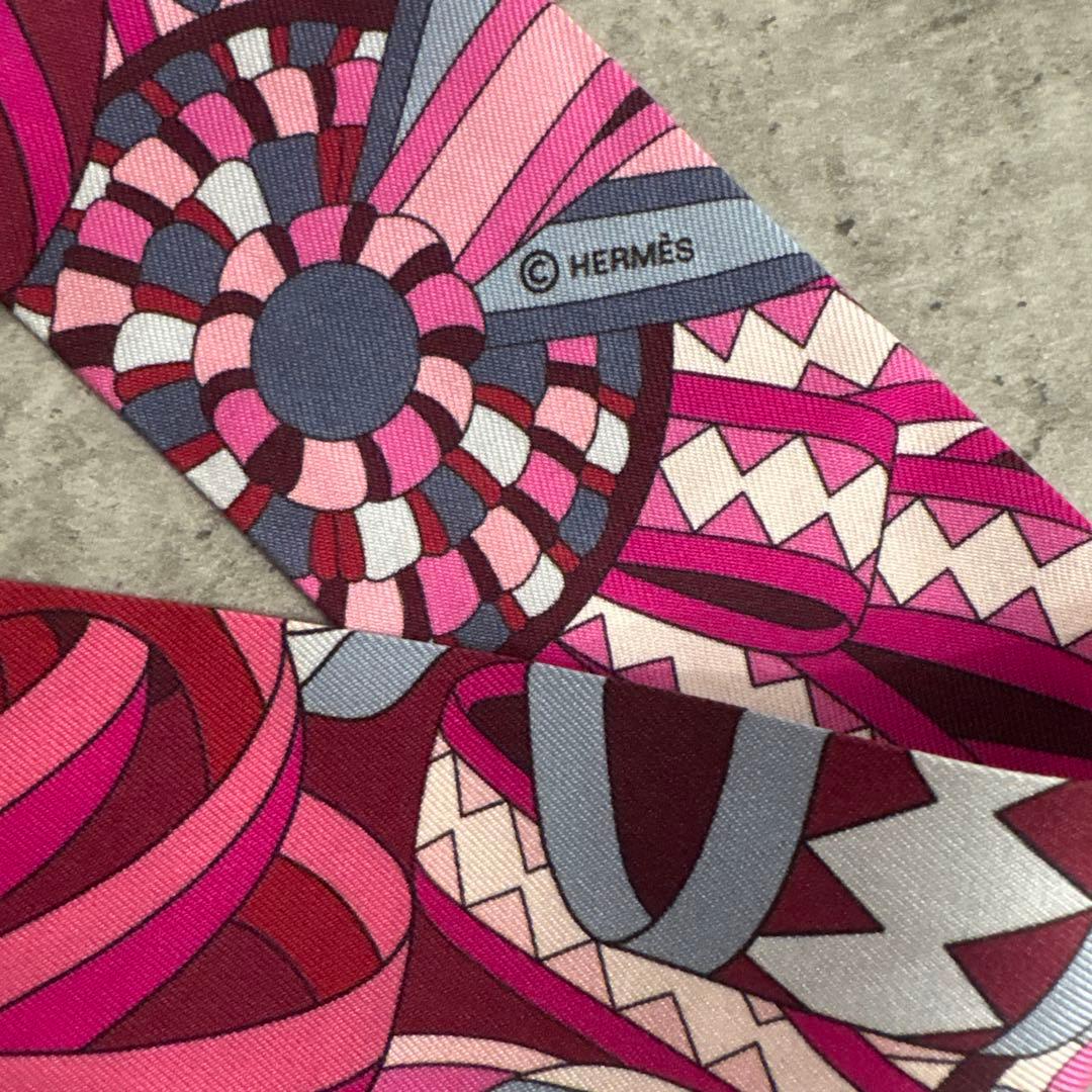 エルメス　ツイリー　馬への表彰　ピンク　スカーフ