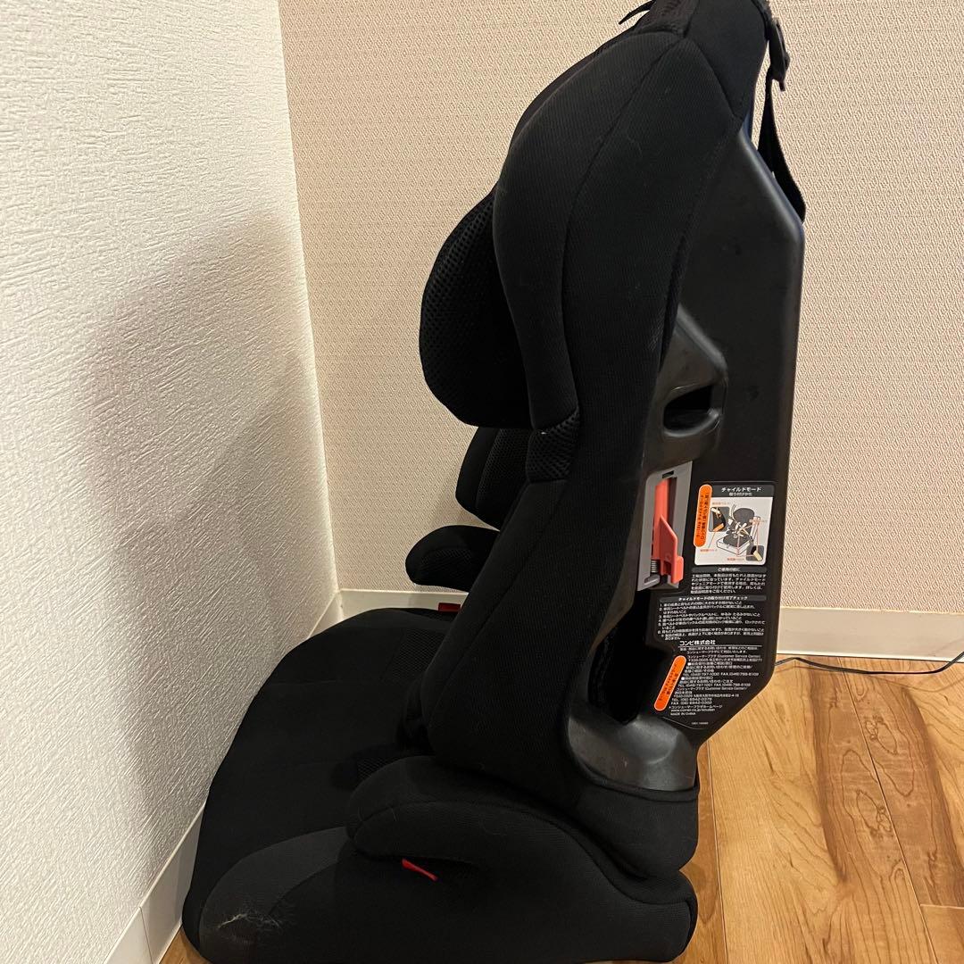 【美品】 コンビ ジョイトリップ エアスルー GG ブラック ジュニアシート