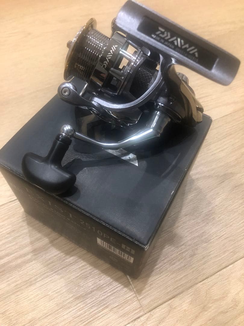 DAIWA 12 EXIST 2510PE-H（イグジスト）