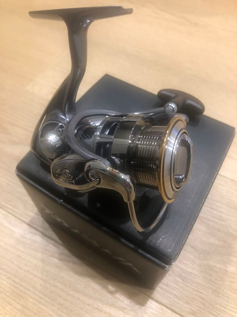 DAIWA 12 EXIST 2510PE-H（イグジスト）