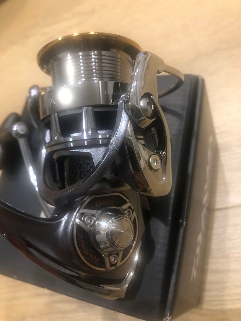 DAIWA 12 EXIST 2510PE-H（イグジスト）