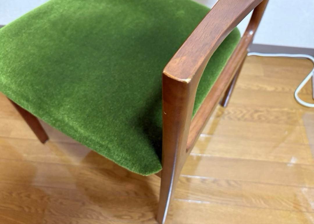 カリモク60 ダイニングチェア　#2 モケットグリーン