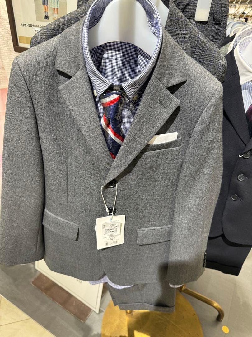 グレー スーツ・ブレザー ネクタイ付き