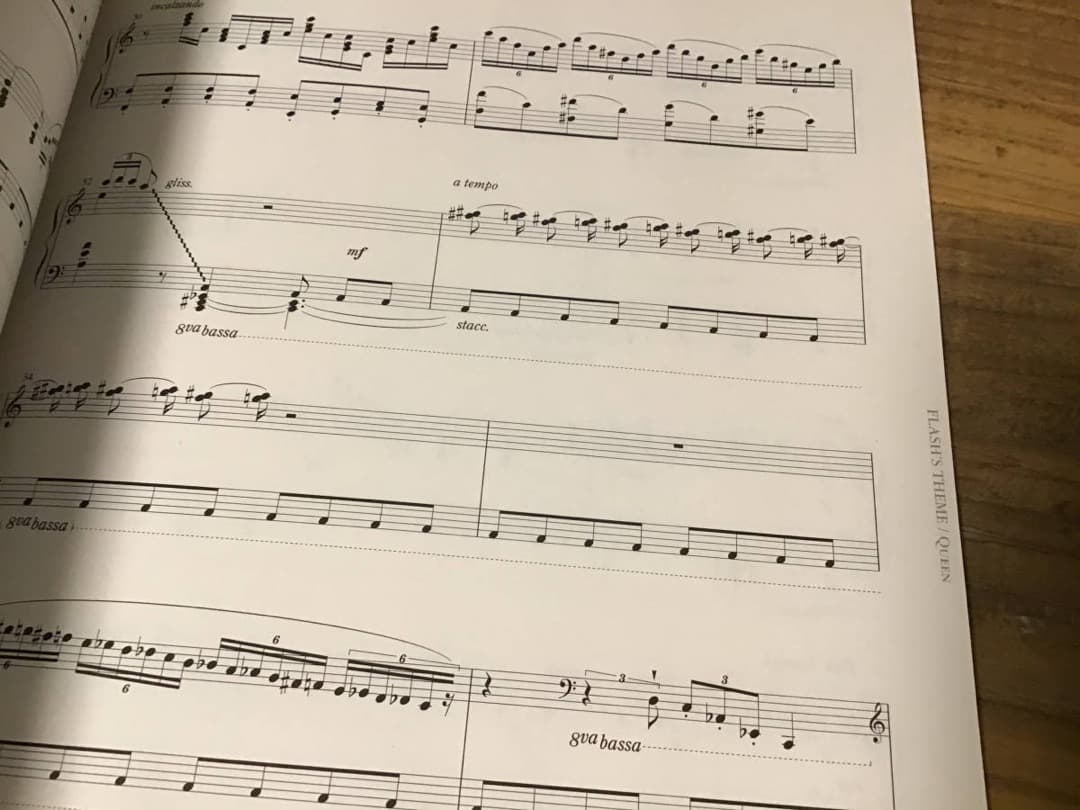 ★三柴理/キングクリムゾン,ピンクフロイド/ロッククラシックス/ピアノ/CD付