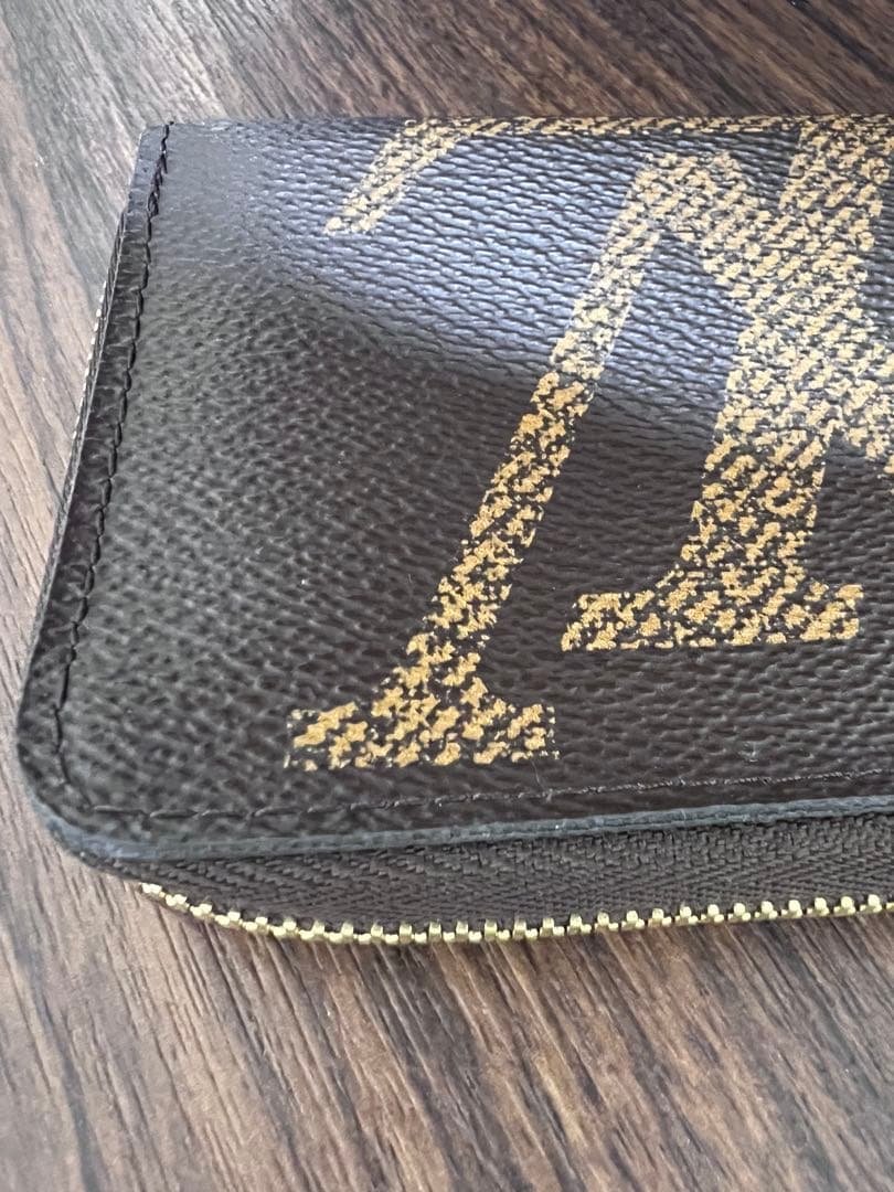 ルイヴィトン◇ジャイアントモノグラム ◇ジッピーパース正規品【美品】