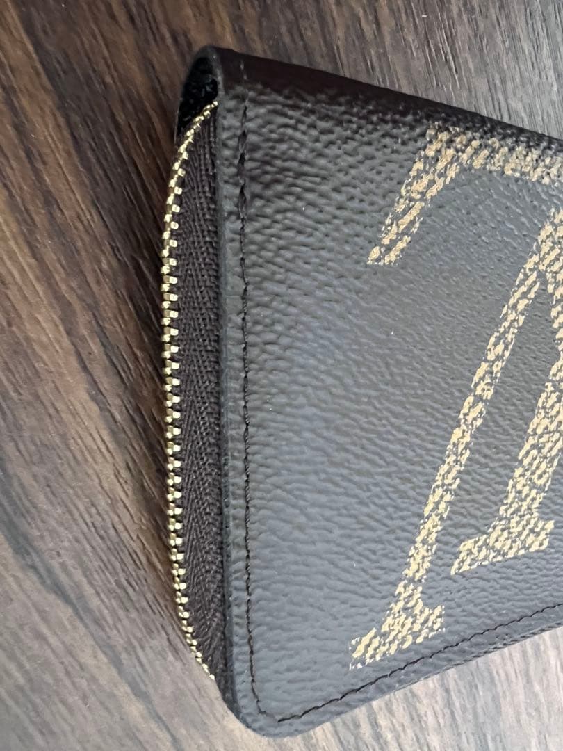 ルイヴィトン◇ジャイアントモノグラム ◇ジッピーパース正規品【美品】