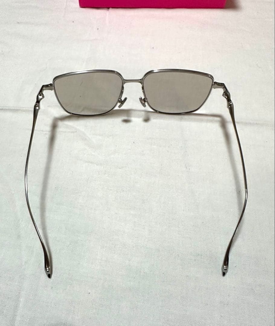 【美品】ジェントルモンスター atomic サングラス シルバー