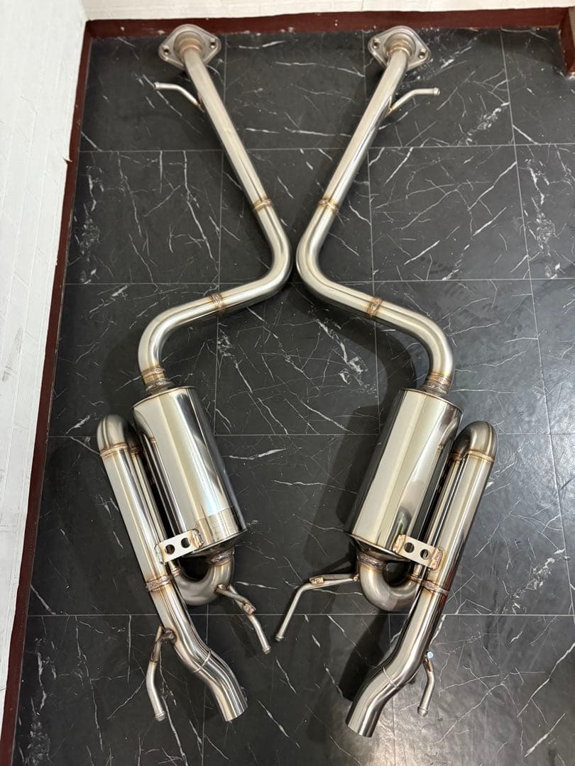 おかっち様(21日まで)レクサス10系GS350用スルガスピードループマフラー