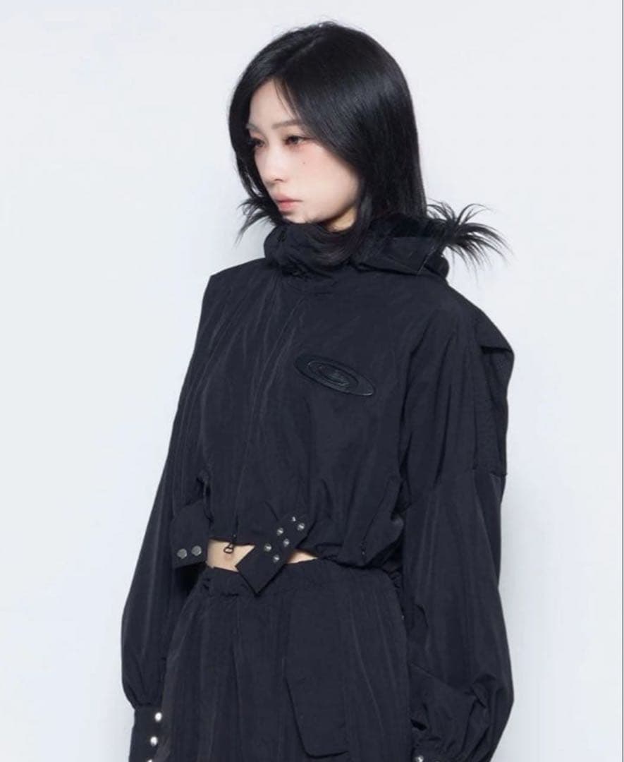 ジャケット・アウター theredthread S eyelet nylon jacket