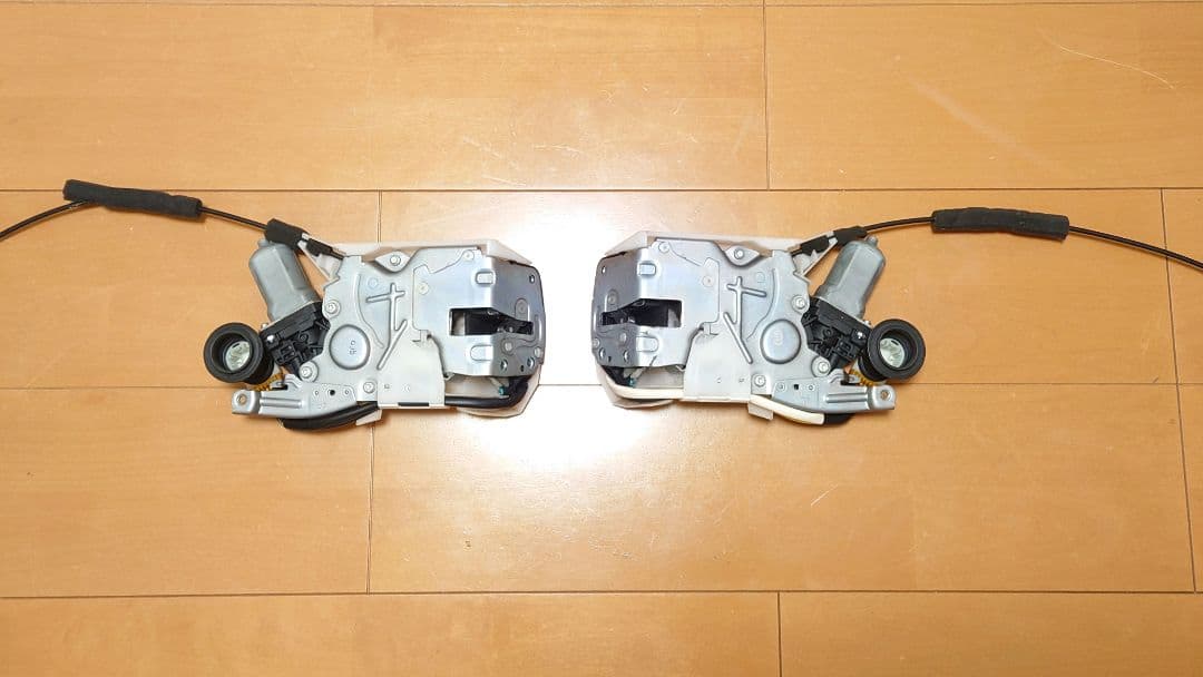 70ノア 70ヴォクシー 純正スライド イージークローザー N-BOXエスティ