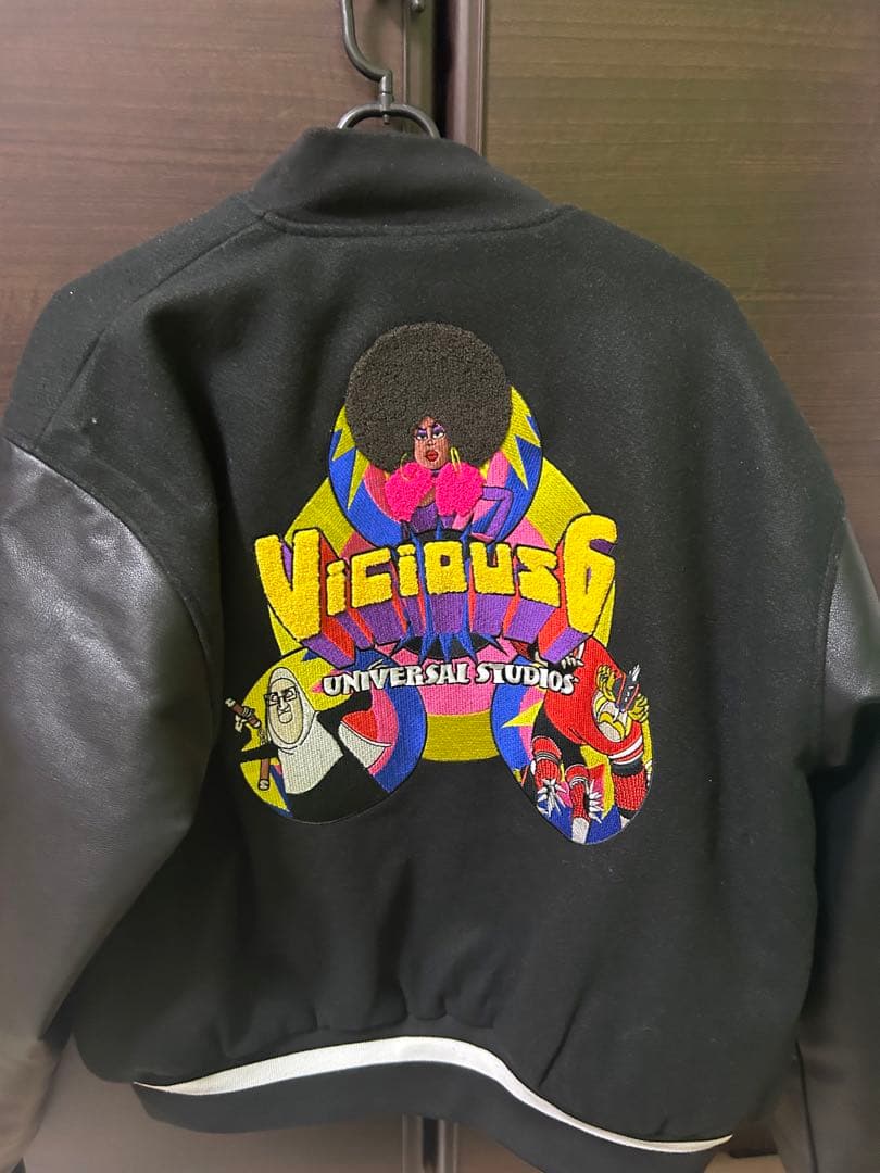 USJミニオンジャケット Mサイズ 定価20000円