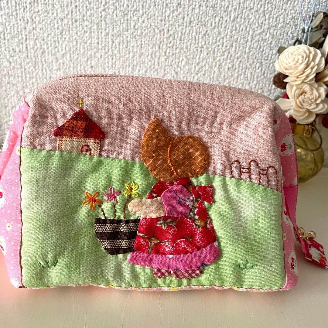 ハローベイビー　L字ファスナーポーチ