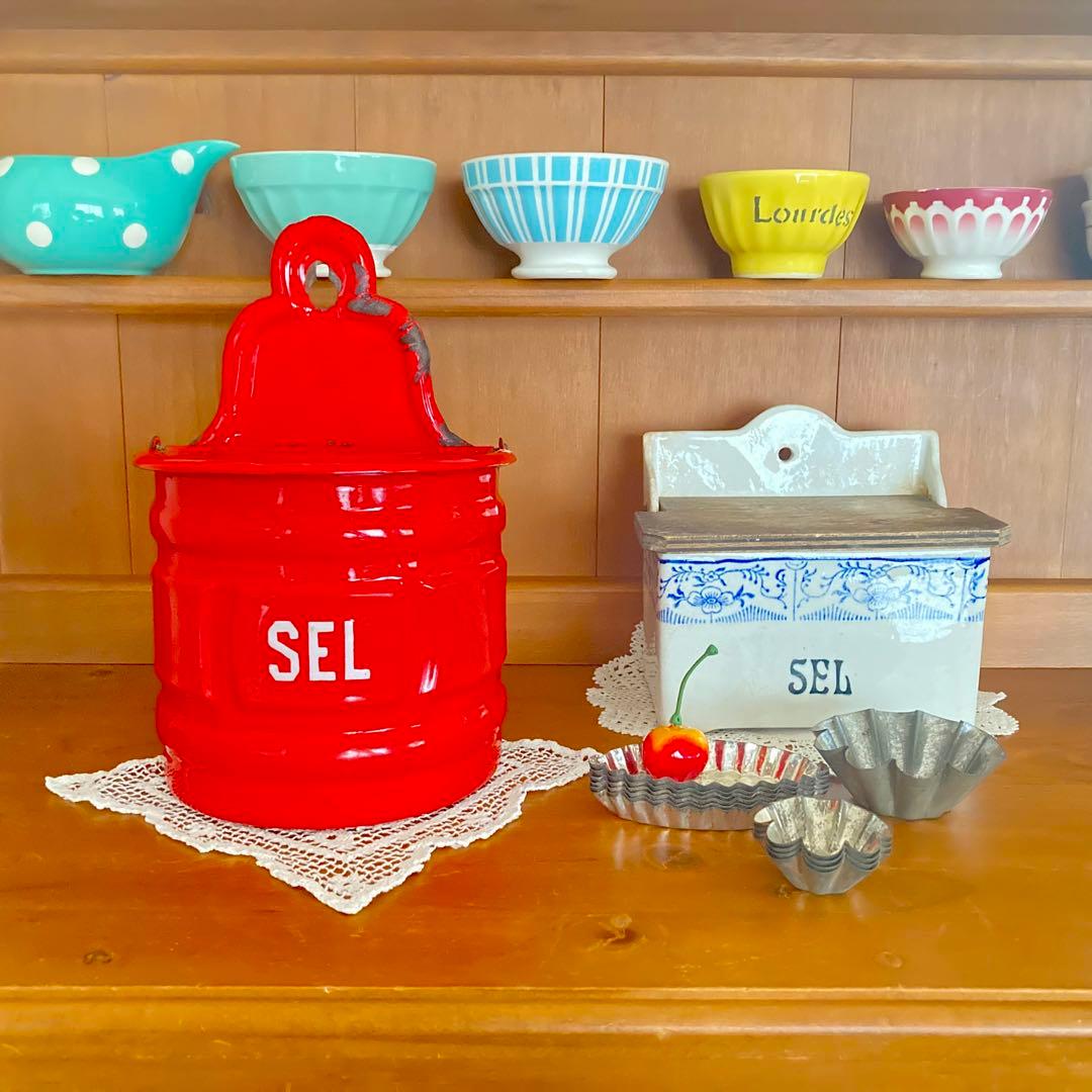 お値下げ＆特別なおまけ付きꕤ︎︎ フランスアンティーク ꕤ︎︎ Sel(お塩)ホウロウ缶