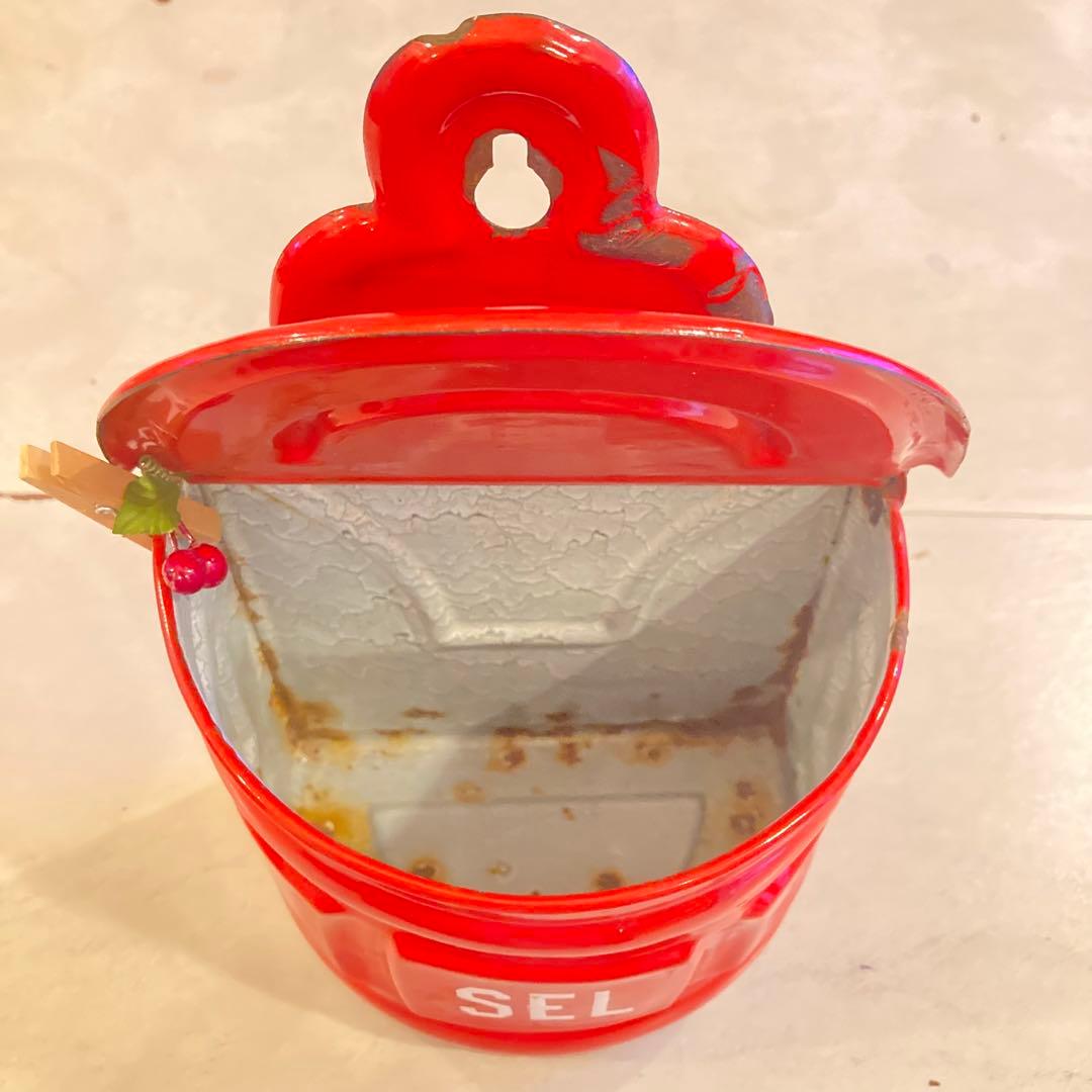 お値下げ＆特別なおまけ付きꕤ︎︎ フランスアンティーク ꕤ︎︎ Sel(お塩)ホウロウ缶