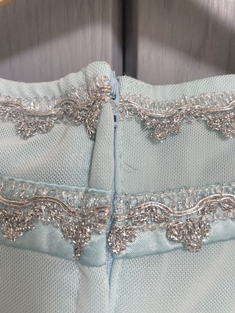 ⭕️エルサドレス⭕️ディズニー ビビディバビディブディック サイズ100