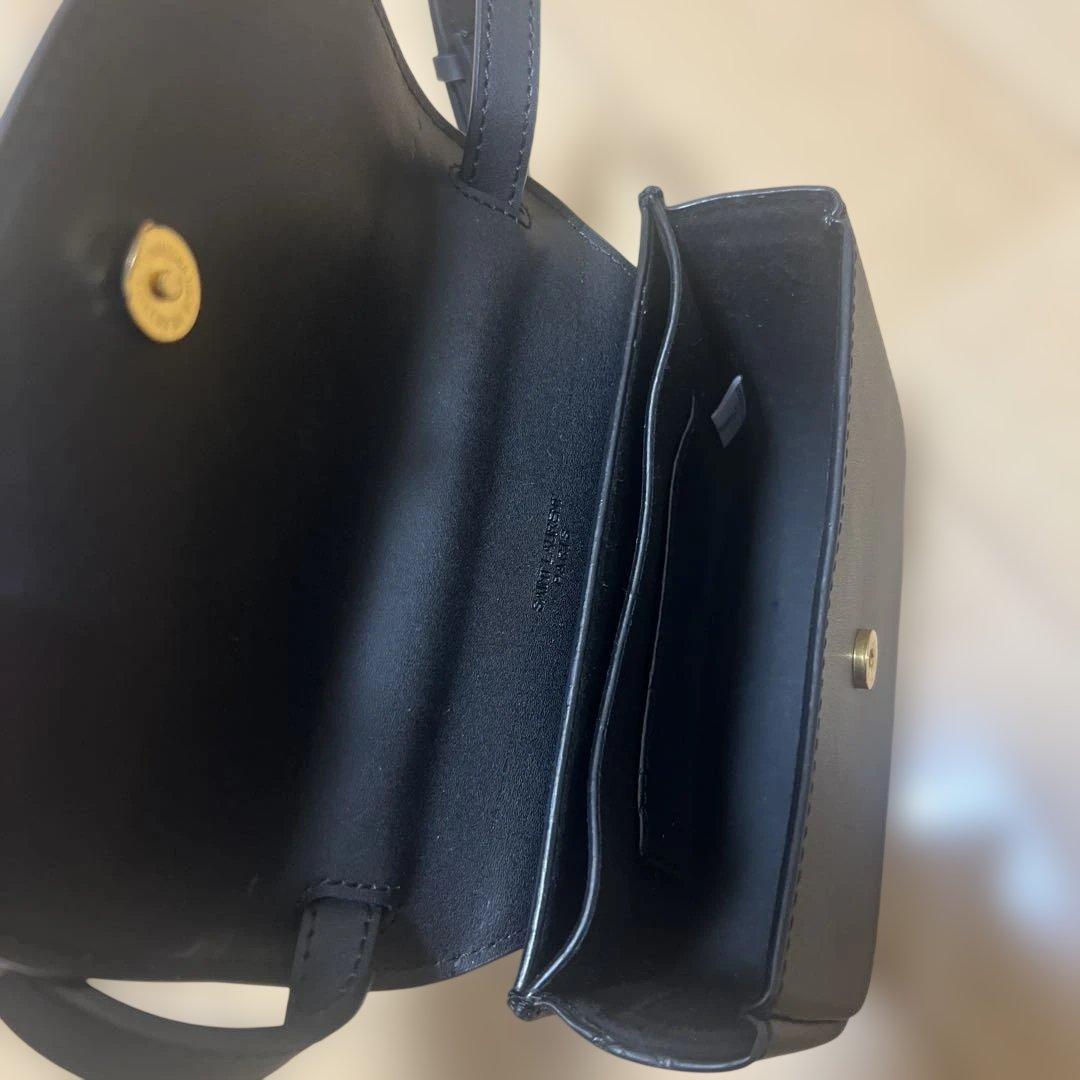 YSL ブラックショルダーバッグ