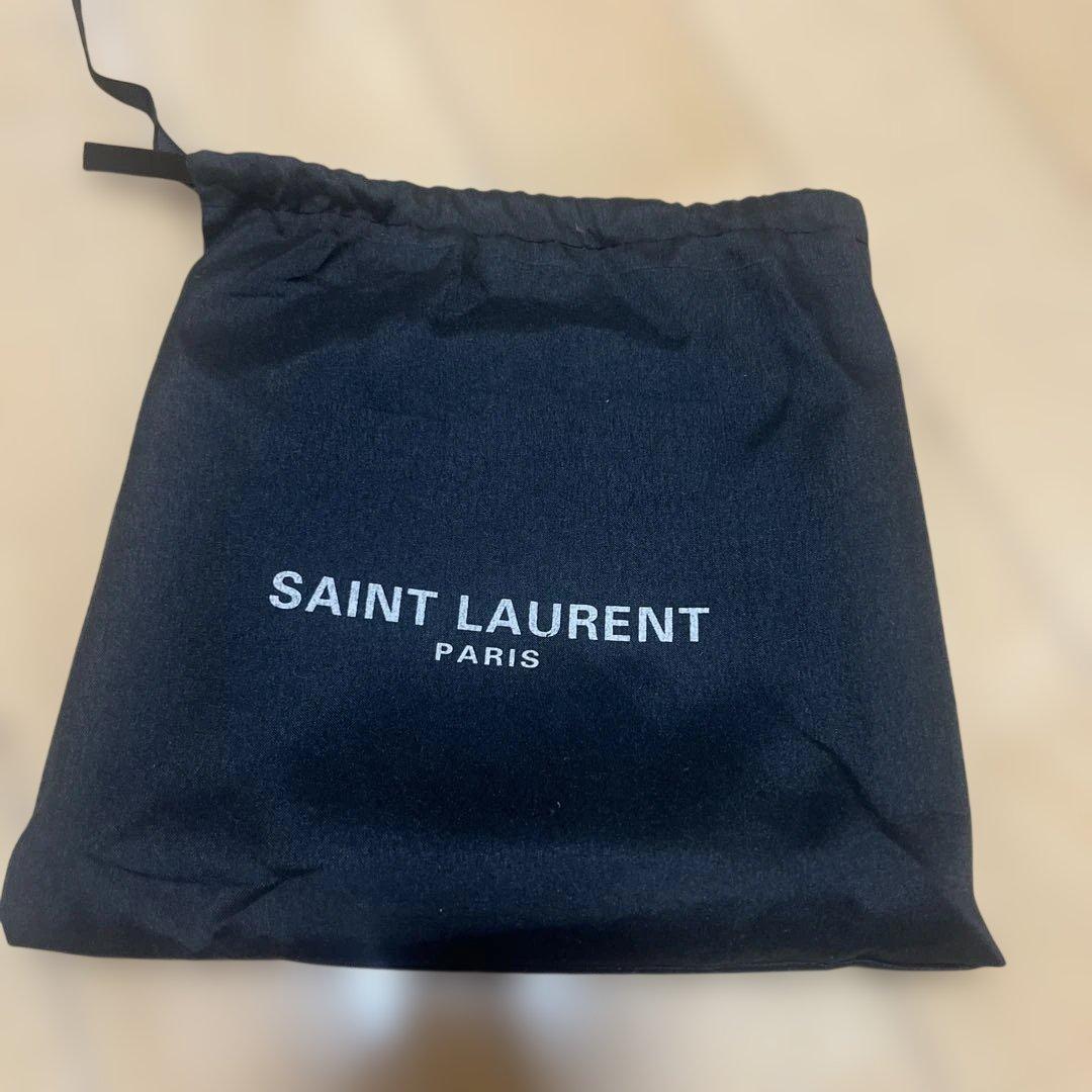 YSL ブラックショルダーバッグ