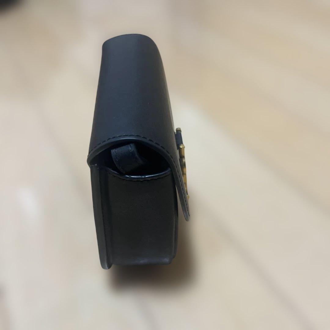 YSL ブラックショルダーバッグ