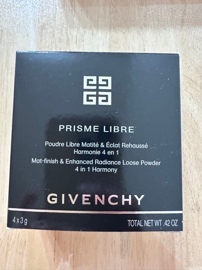 新品　未使用✨ GIVENCHY ジバンシー　パウダー　ブラシ　限定セット