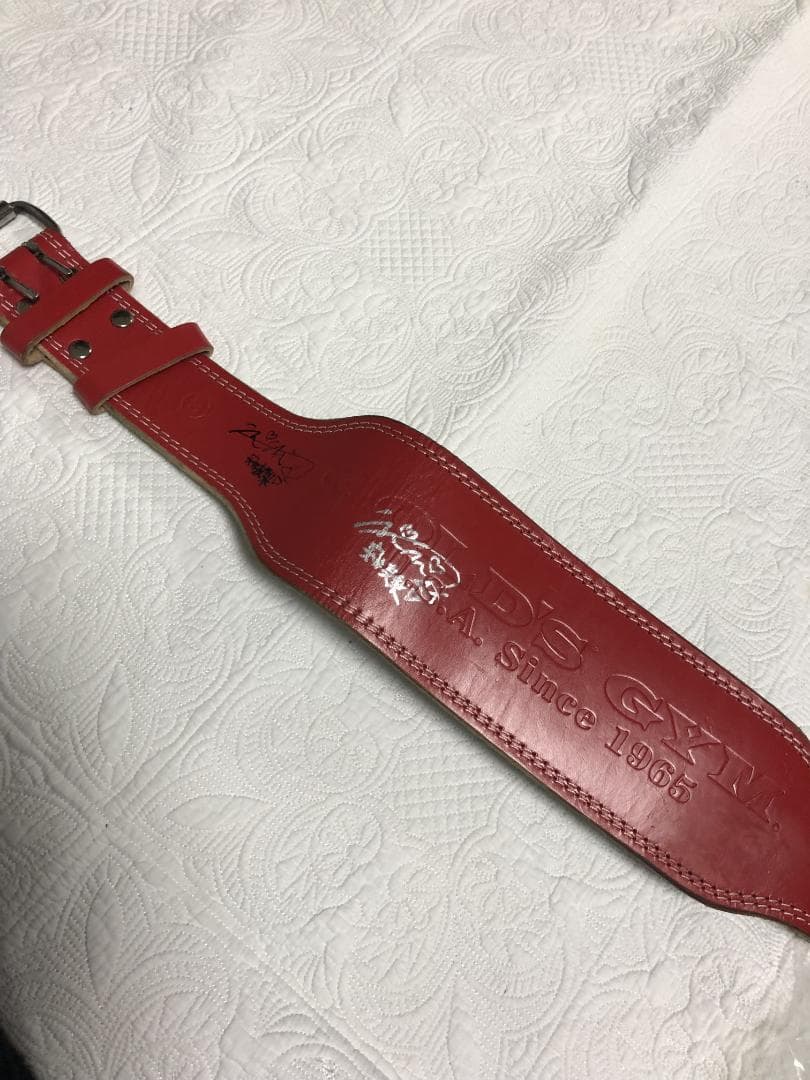 ゴールドジム レザーベルト 安井友梨さん　サイン入り