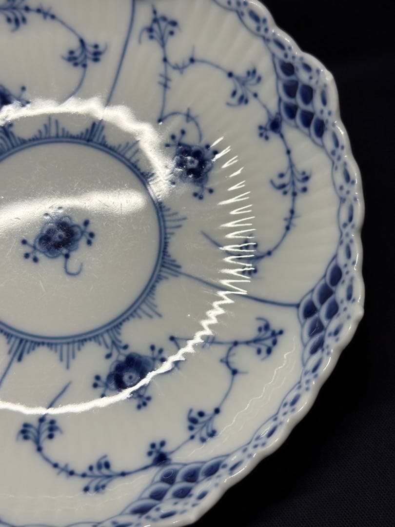 ロイヤルコペンハーゲンブルーフルーテッド ハーフレース 足つき コンポート