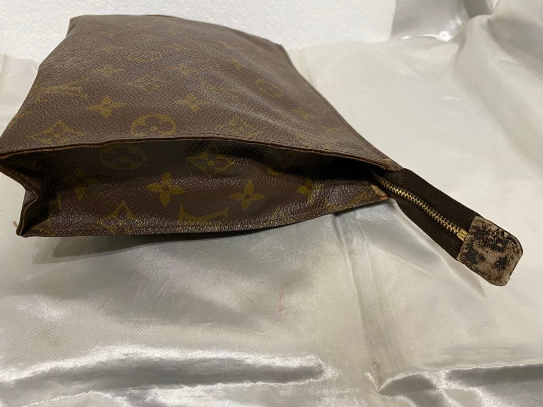 ルイビトン　サイドバッグ