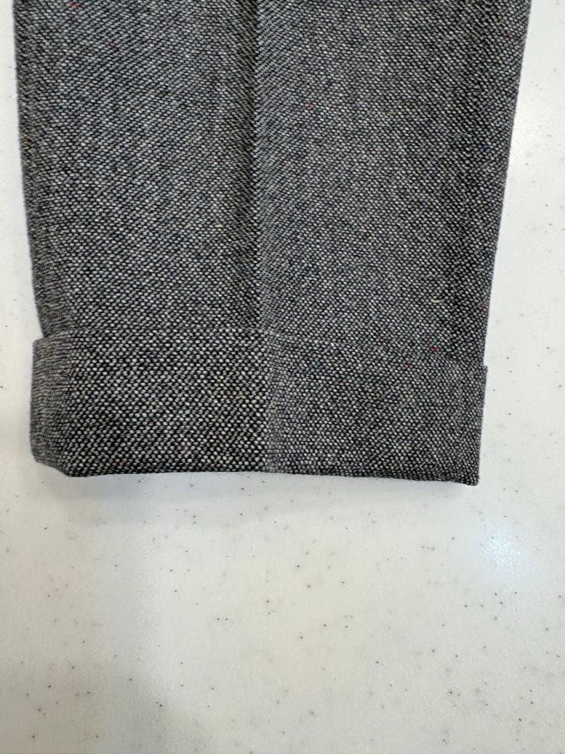 Brilla per il gustoウール100% グレースーツ