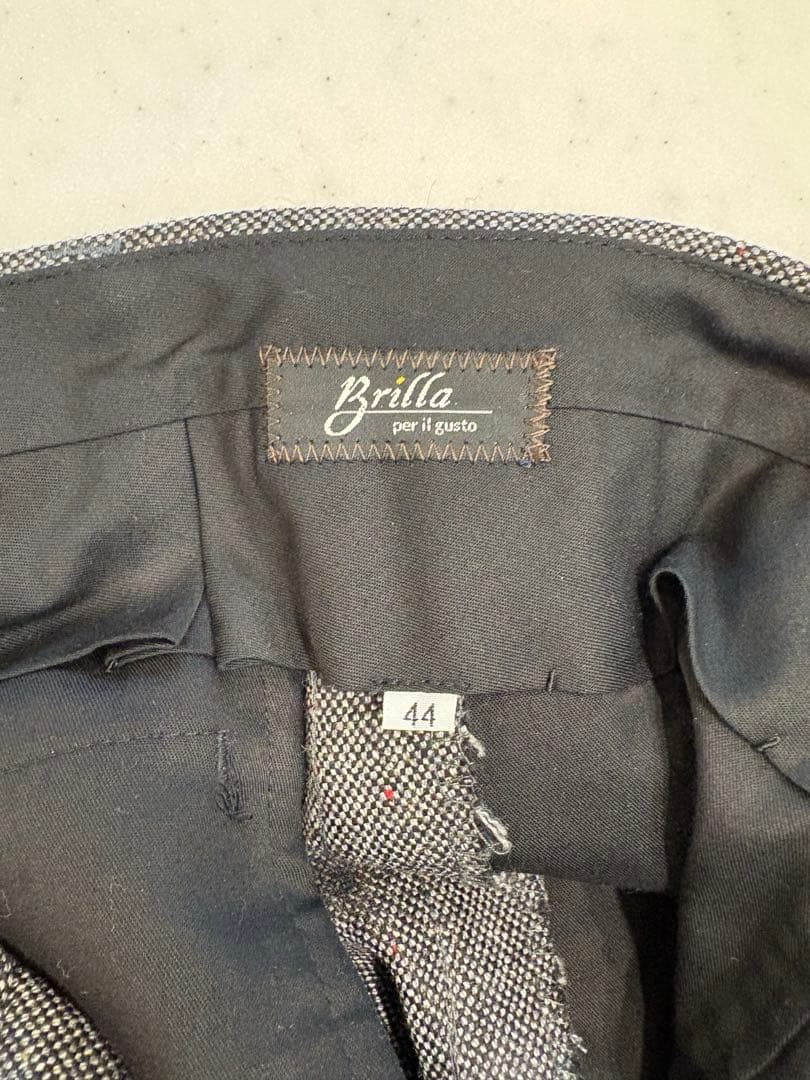 Brilla per il gustoウール100% グレースーツ