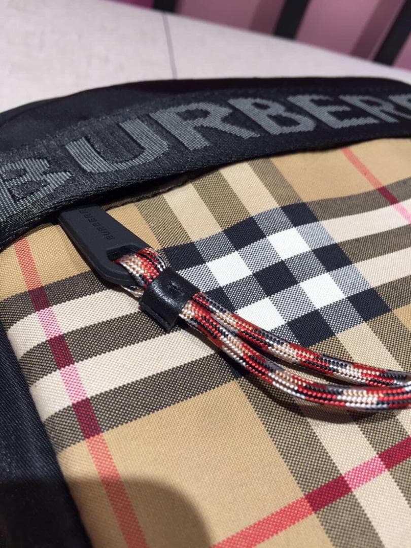 BURBERRY ショルダーバッグ チェック柄
