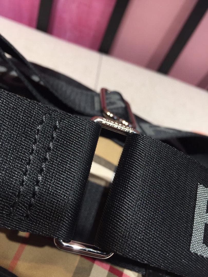 BURBERRY ショルダーバッグ チェック柄