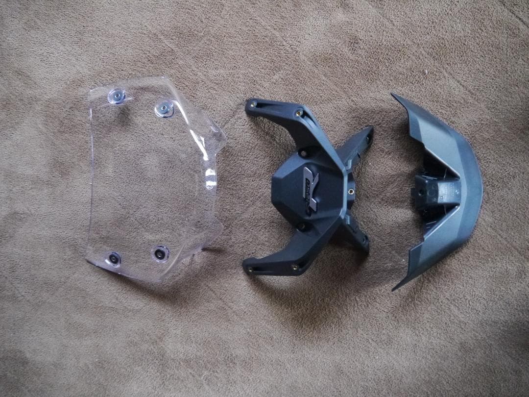 モトラッド純正　ウィンドシールド・ホルダー・スポイラーのセット