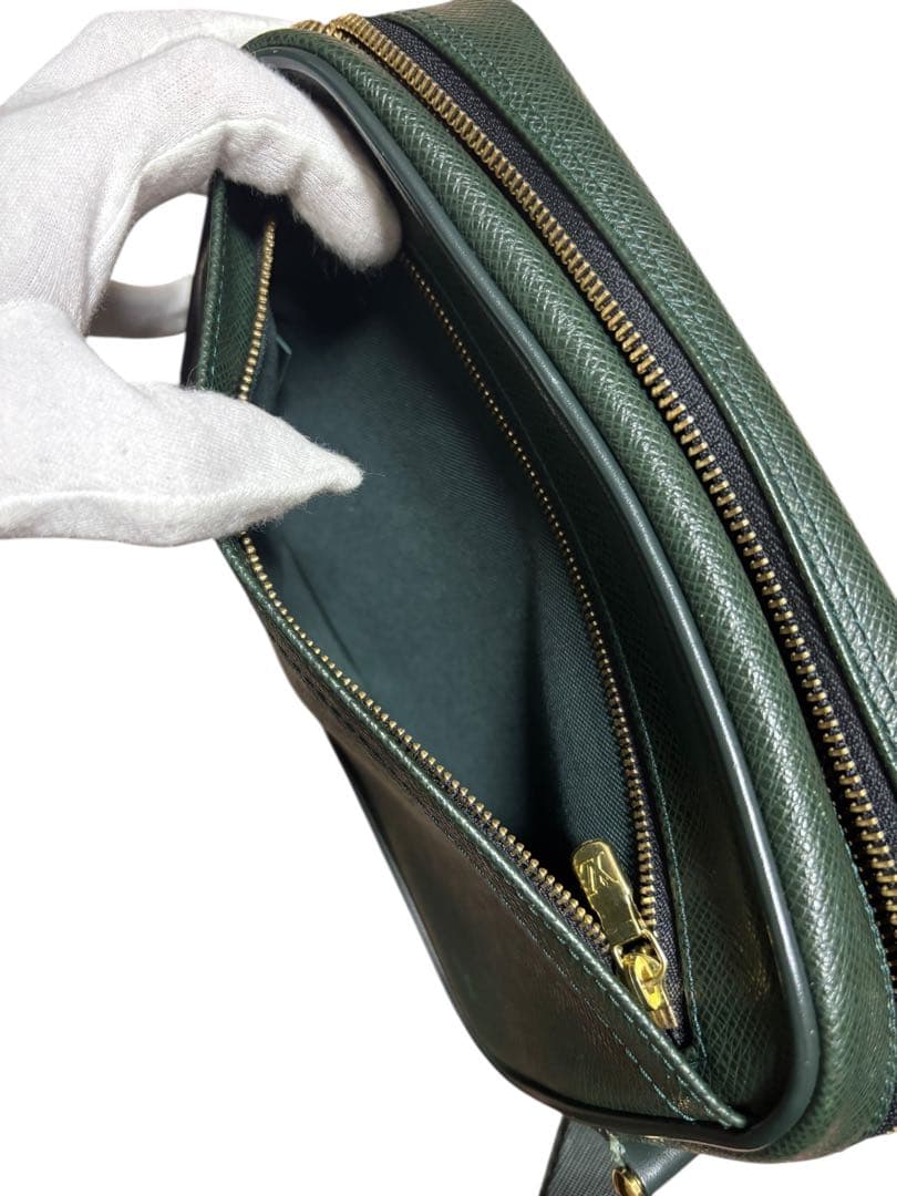 ルイヴィトン セカンドバッグ グリーン ゴールド金具