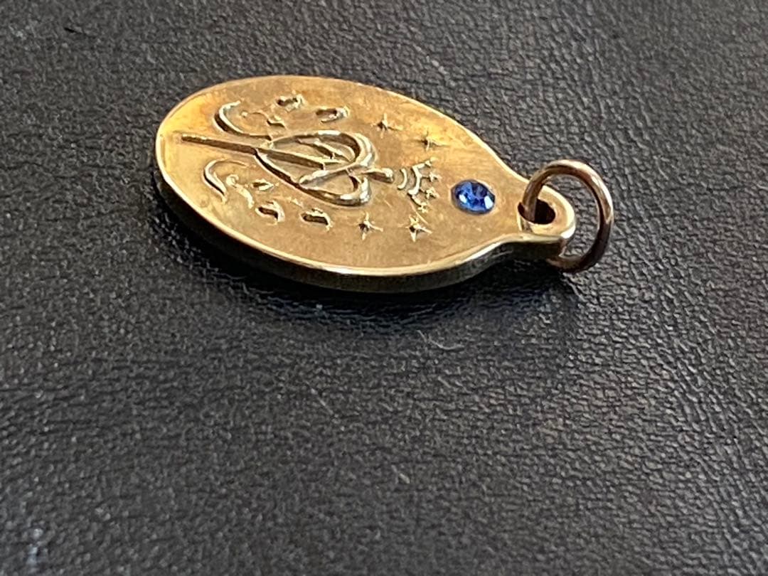 アガット チャーム K9 スワロフスキー メダイ