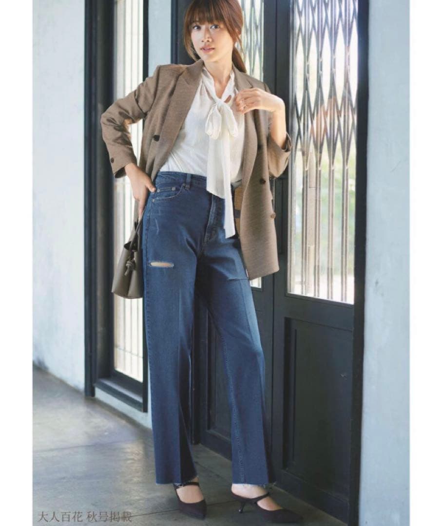 新品タグ付き⭐️ストラ⭐️大人百花掲載ユンナ着⭐️速乾セミピークドラペルジャケット