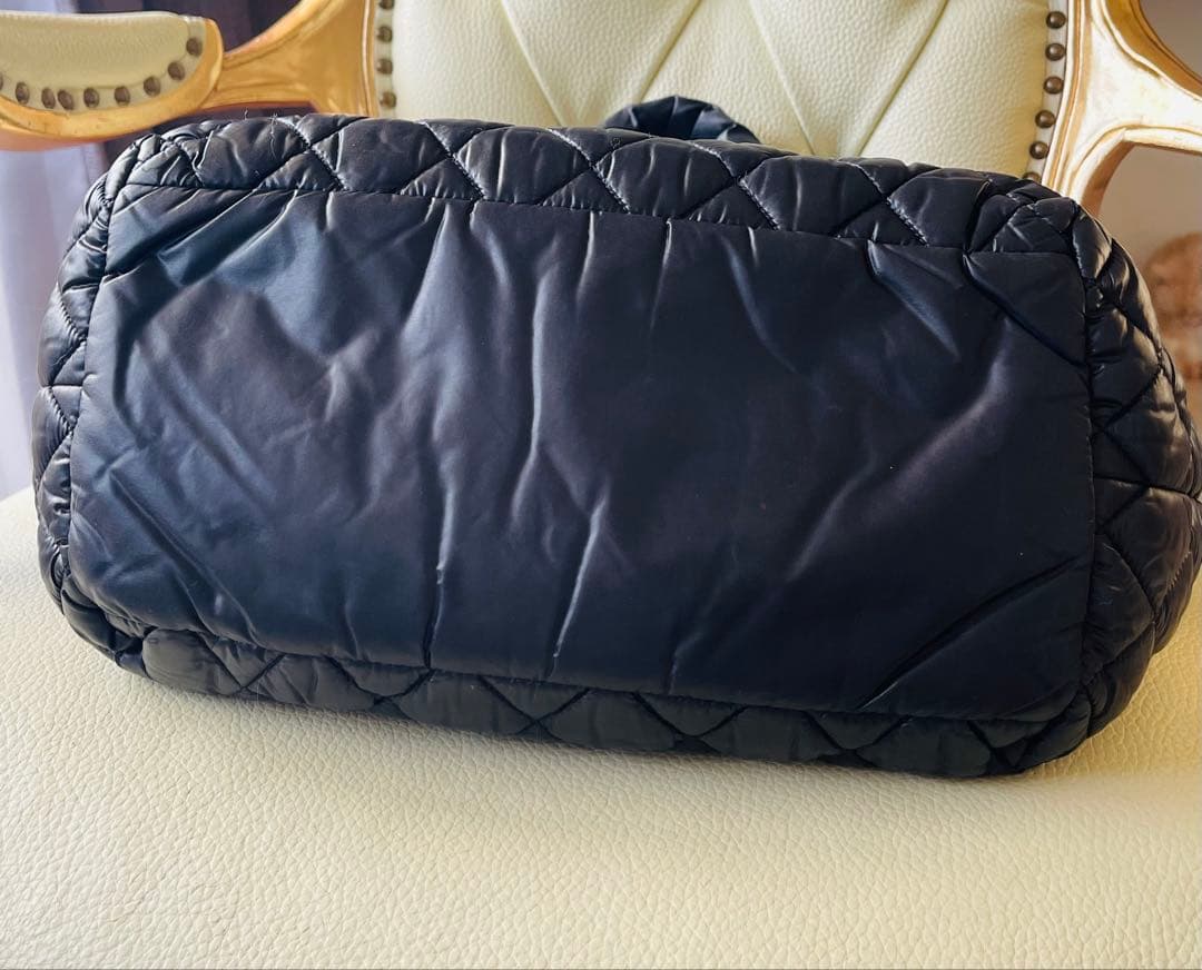 美品　CHANEL ブラック キルティング トートバッグ