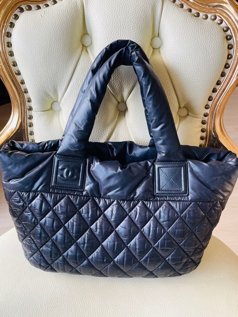 美品　CHANEL ブラック キルティング トートバッグ