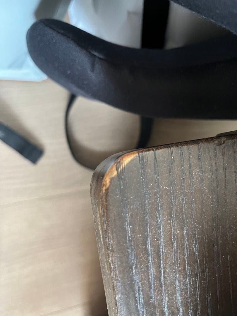 ベッドフレーム・ウォールナット材・セミダブル・ベッドフレーム下収納2つ・脚付き