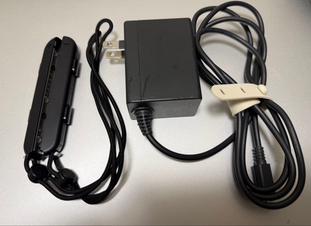 バッテリー強化版 Nintendo Switch 128GB SDカード付き