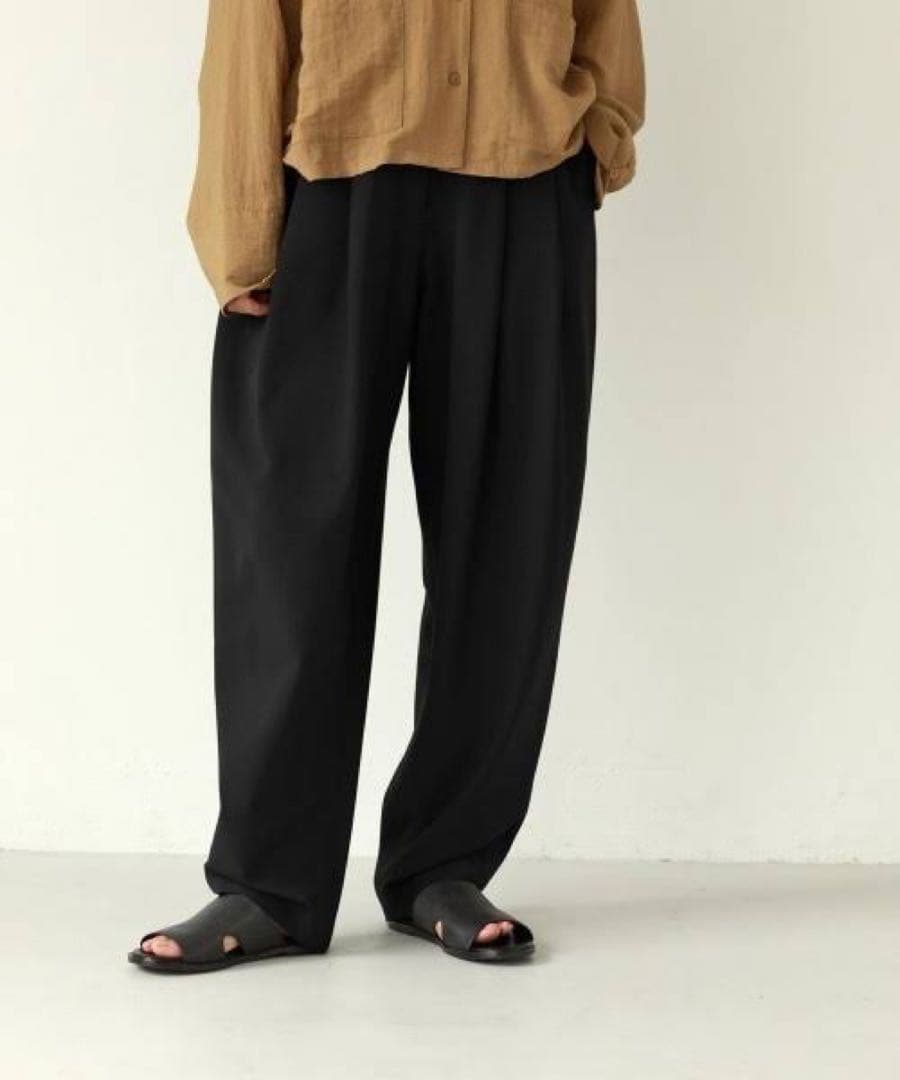 専用todayful ハイウエストタックトラウザーズ