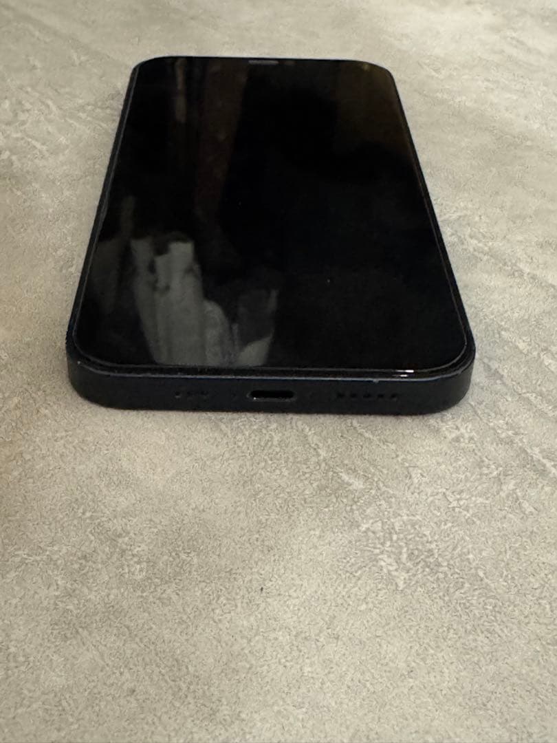 Apple IPhone 12 Black 64GB SIMフリー 外箱 充電器