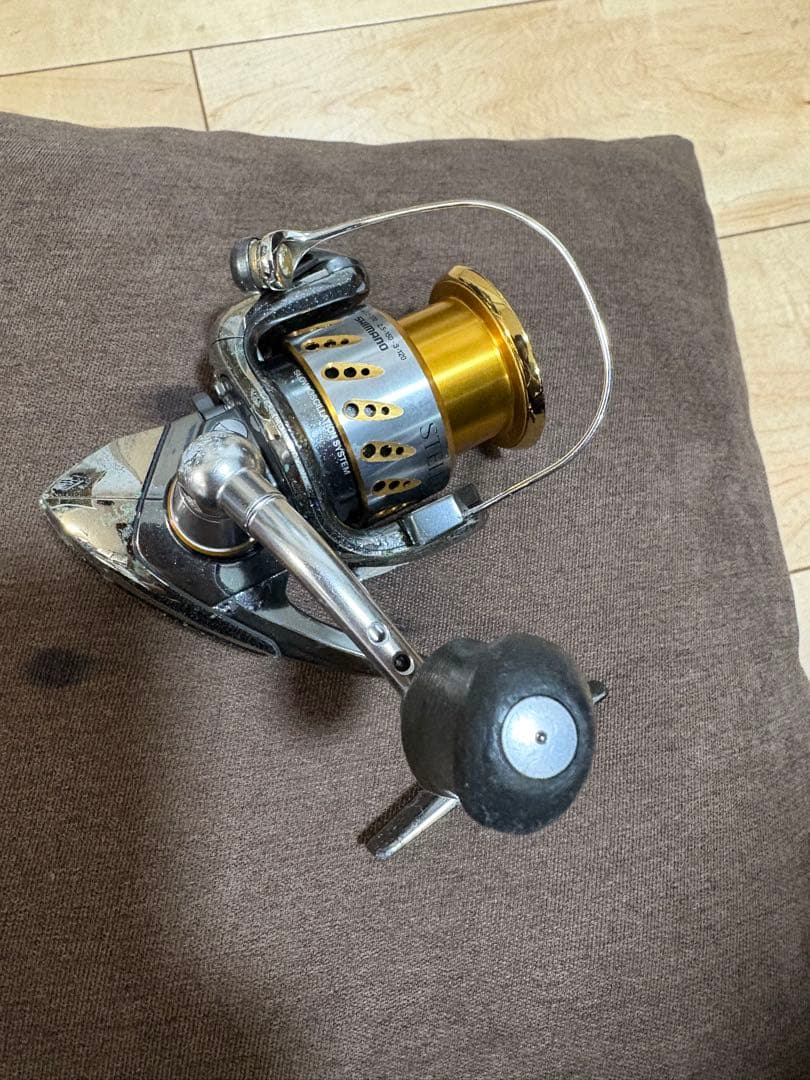 シマノ STELLA 07 2500S 左巻きゴールド/シルバー