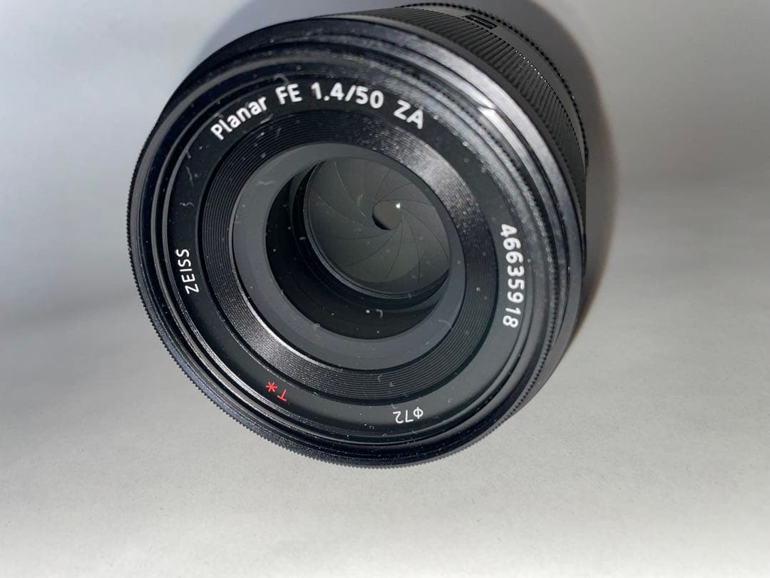 レンズ(単焦点) sonyZEISS planar T*FE 50mmF1.4ZA