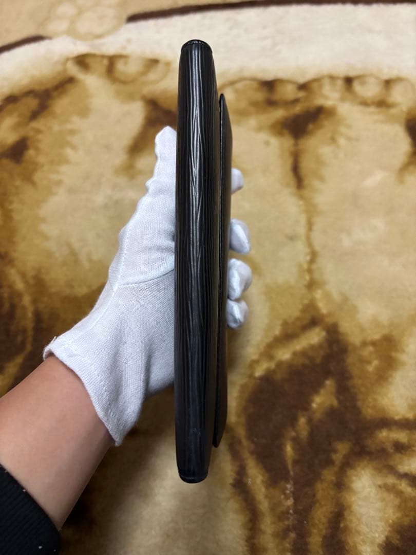 ルイヴィトン インターナショナル エピ 黒 3つ折長財布 CA0917
