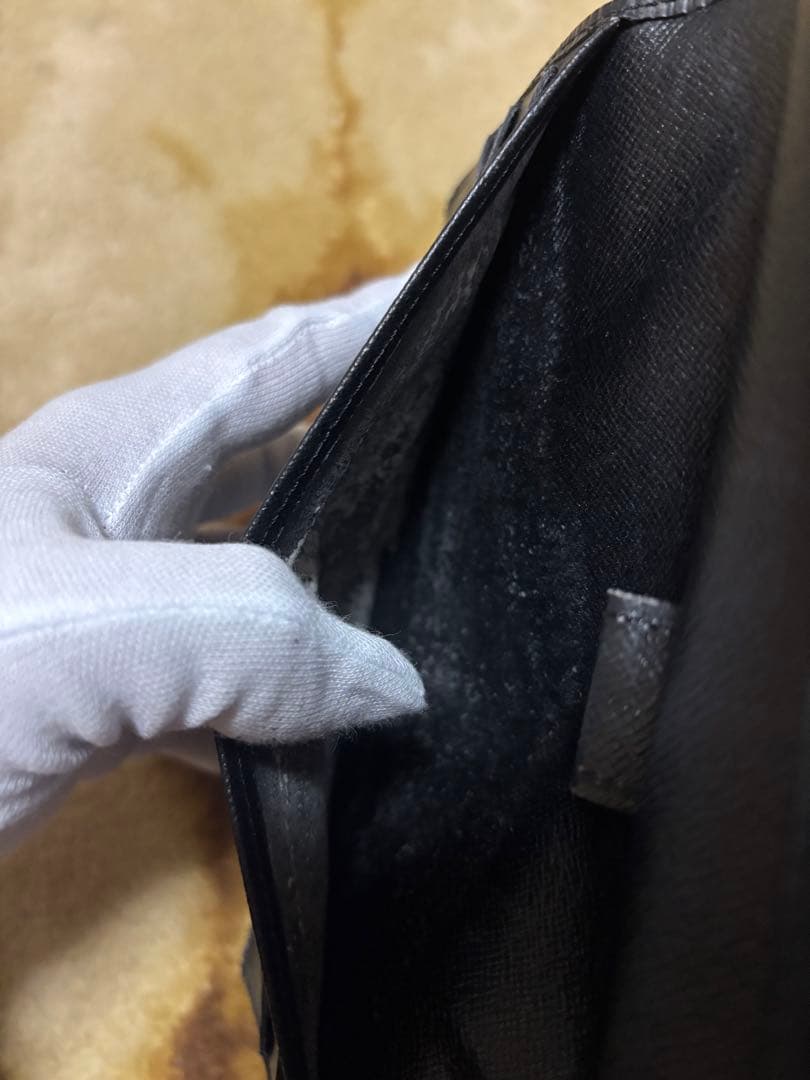 ルイヴィトン インターナショナル エピ 黒 3つ折長財布 CA0917