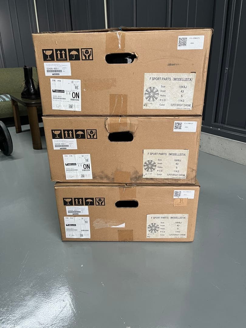 シオタラコレクサスNX 純正オプションモデリスタ 19in 8J +43